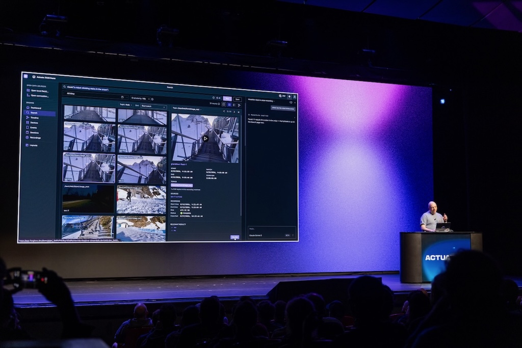 Giving demo during keynote at Actuate 2026